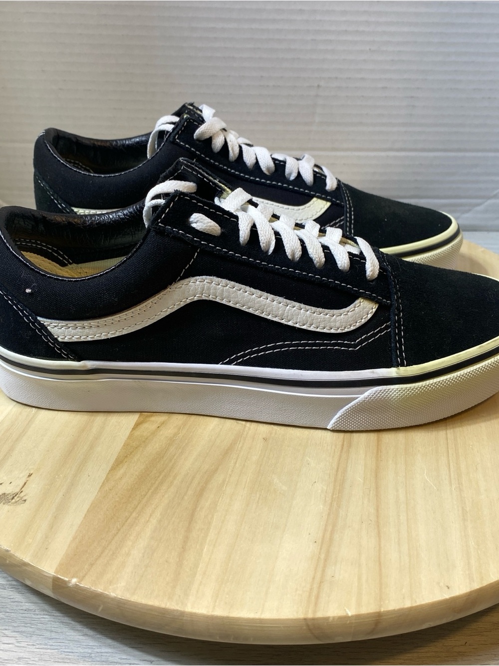 Vans Old Skool Sk8 Low Women's Size 8.5 Skate Shoes Black Lace Up